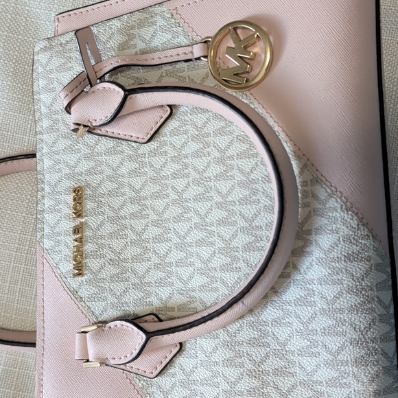 Michael Kors Satchel/Crossbody Bag - Picture 2 of 9